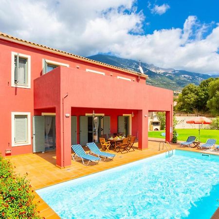 Villa Vali Τραπεζάκι Εξωτερικό φωτογραφία